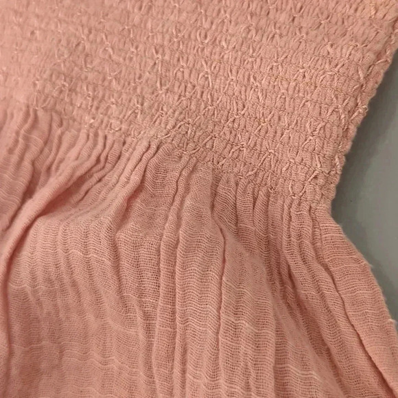 American Eagle Babydoll Crop Top Rouched Cap Sleeve size Small Peach - Picture 2 of 5